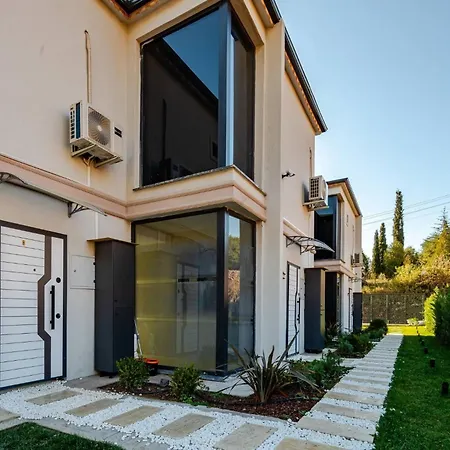 4 Villa Tavsancil